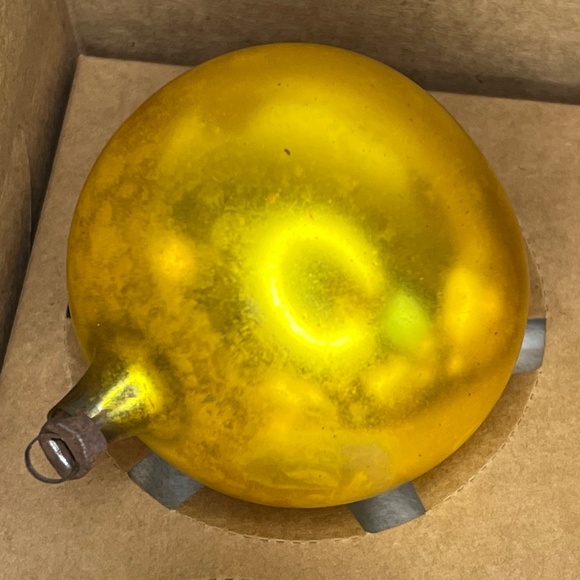 1950’s Gold Mercury Glass Christmas Tree Ornaments Vintage Set of 6 - Picture 4 of 15